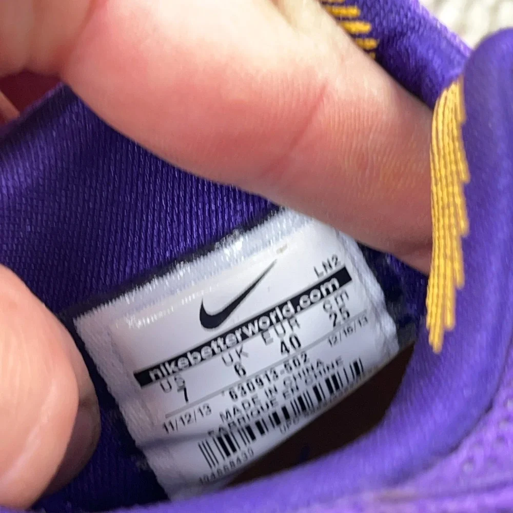 Nike Basketball Shoes Lakers Hypervenom Zoom Purple Gold 630913-502 Mens Size‎ 7